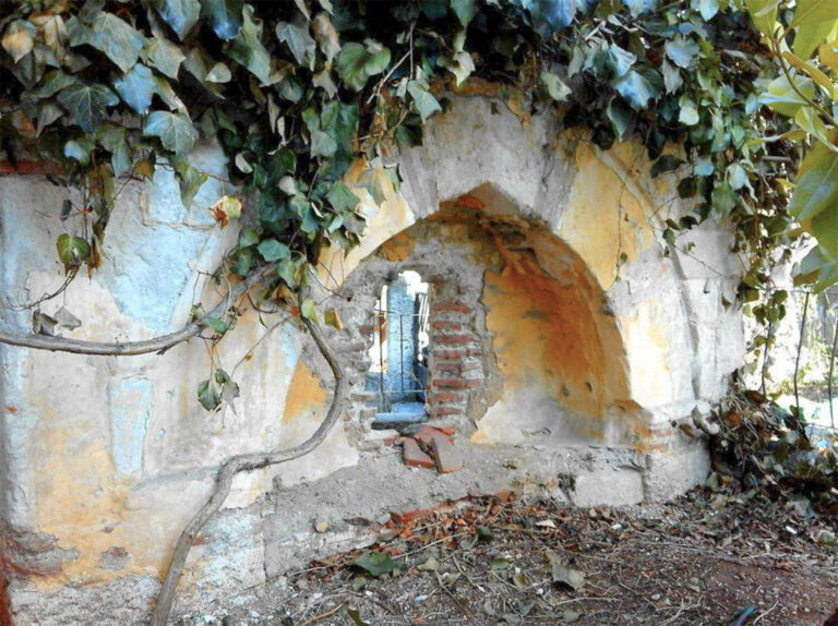 Κρήνη στην οδό Ανθέων