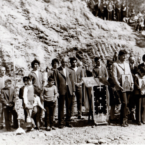 p7 Η θεμελίωση του νέου Ι.Ν. 18.3.1973 https://stratilates.gr/history/