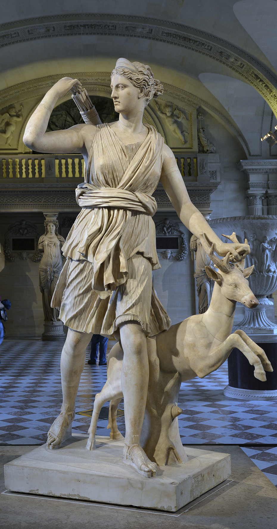 Diana_of_Versailles_s