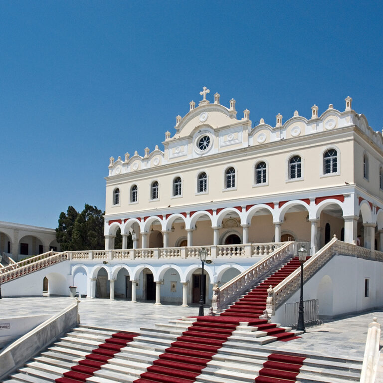 Tinos_panagia_evangelistria_200707_04