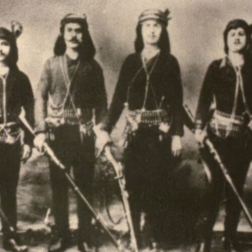 Αφιέρωμα του Αρχείου της ΕΡΤ

για τα 100 χρόνια από τη Γενοκτονία των Ποντίων. https://press.ert.gr/politismos/afieroma-toy-archeioy-tis-ert-gia-ta-100-chronia-apo-ti-genoktonia-ton-pontion-19-ma-oy-1919/